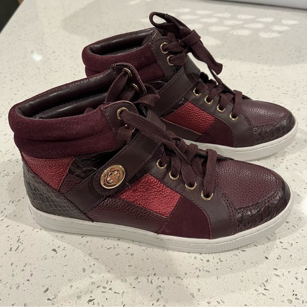 NWOT Coach Size 5.5 Pembroke Patchwork Sneakers Purple Oxblood Hightop
